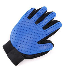 Load image into Gallery viewer, Super soft glove for removing hairs from dogs and cats